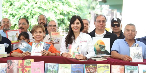 Fiesta literaria en el inició de la segunda fase de En Michoacán se lee